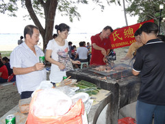 2013-national_day_celebration-barbecue_night_104_20140112_1410619394.jpeg