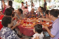 2012-chinese_new_year_gathering_6_20131102_1963756759.jpeg