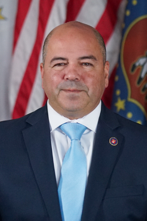 Writer: Oscar Vargas
