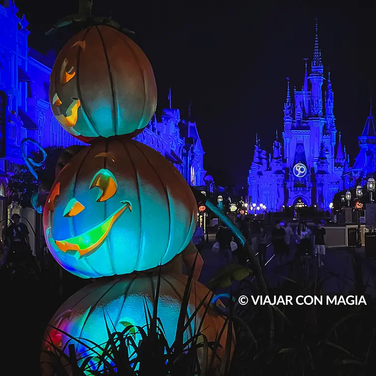 Fiestas de Halloween en Disney - Viajar con Magia - Mickey's not so Scary Party - Decoración y prod
