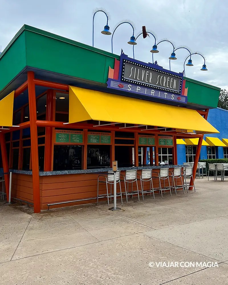 Bar Área Piscina - Disney's All-Star Movies