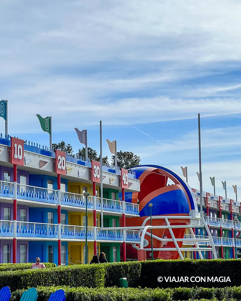 Disney's All-Star Sports - American Football