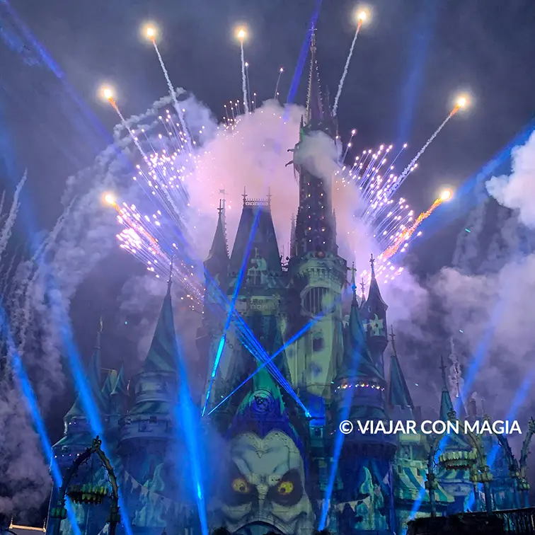 Disney - Mickey Not So Scary Halloween Party - Viajar con Magia