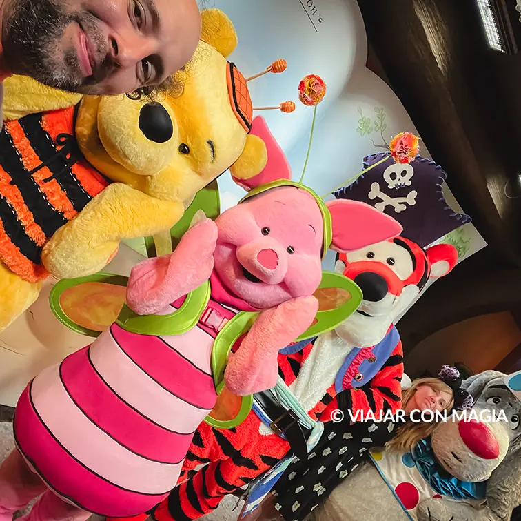 Personajes - Disney Halloween Party - Mickey's Not So Scary Party - Viajar con Magia