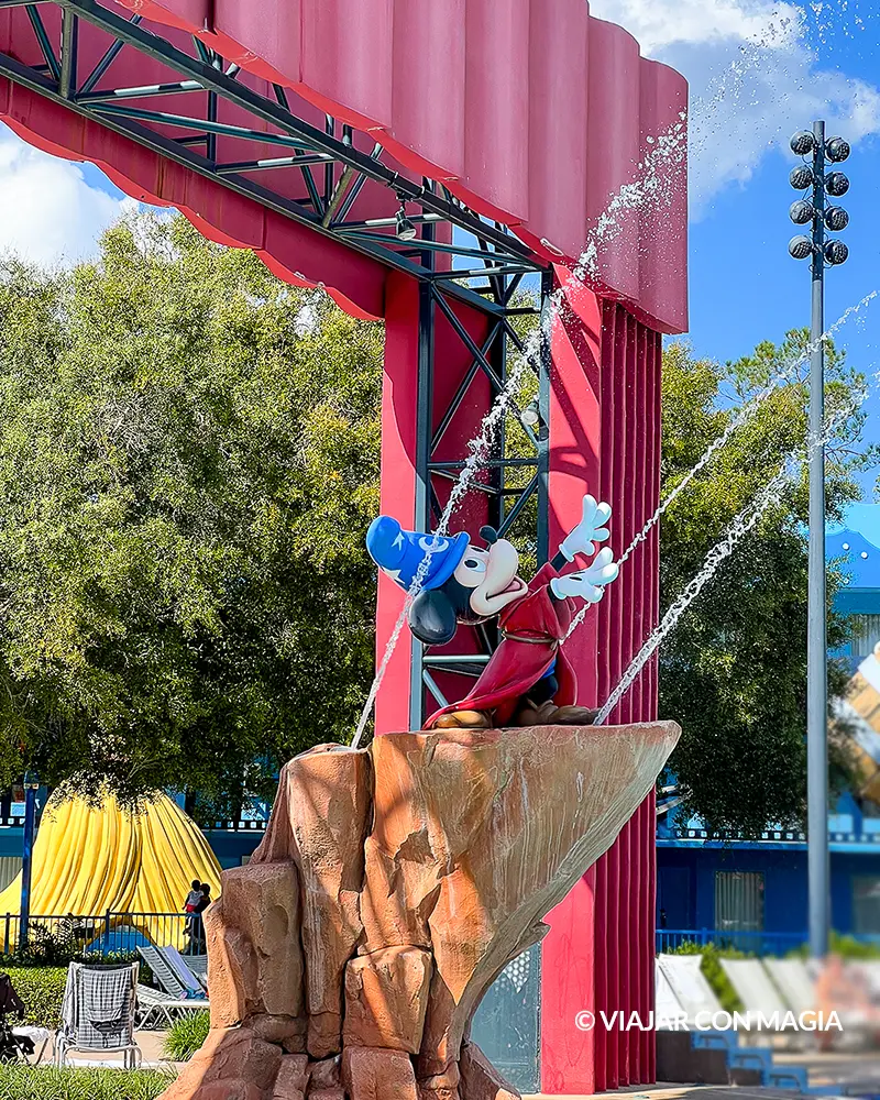 Piscina Fantasia - Disney's All-Star Movies - Viajar con Magia