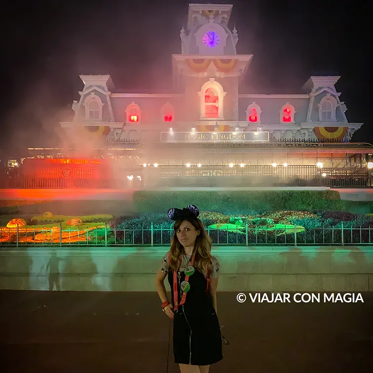 Fiestas de Halloween en Disney - Viajar con Magia - Mickey's not so Scary Party - Decoración y prod