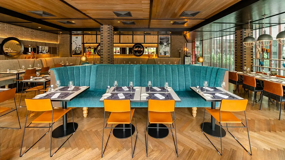 Hyatt-Centric-Las-Condes-Santiago-P057-Restaurant-Seating.16x9.webp
