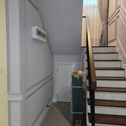 wall molding design in Phnom Penh with classic panel and elegant wall detail