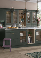 classic-georia-deep-forest-kitchen-stori