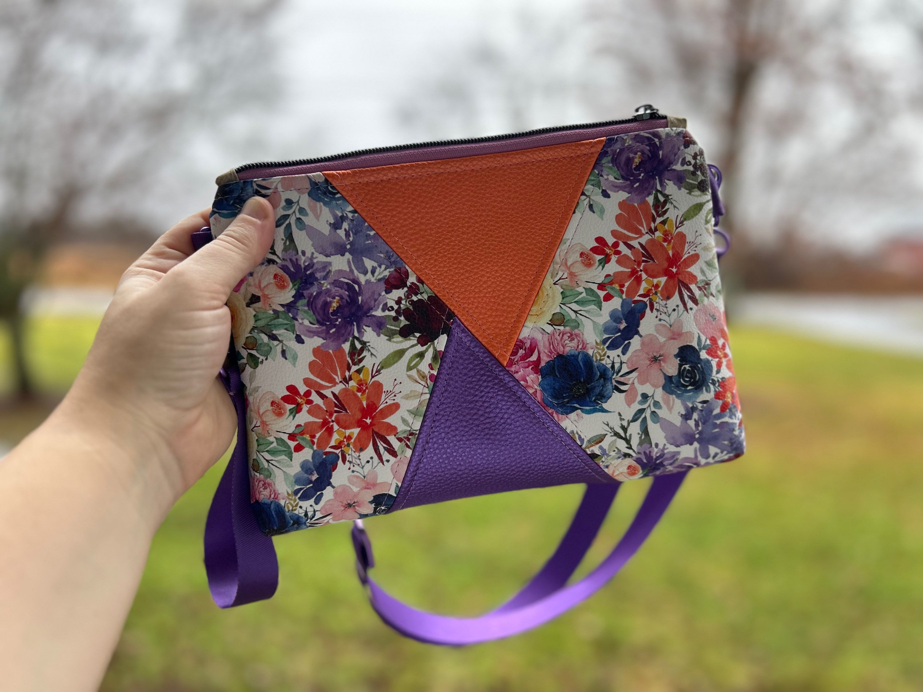 Vista Purse- Orange/Purple Floral