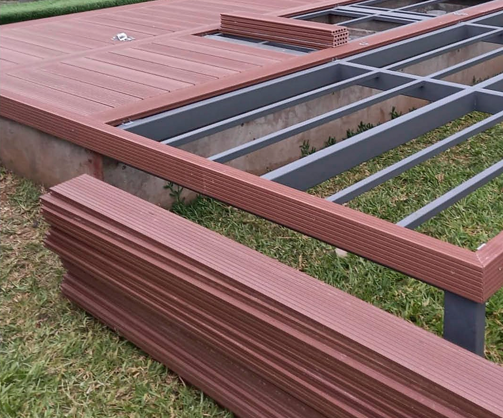 Thumbnail: Pinodeck Composite Deck Parquet