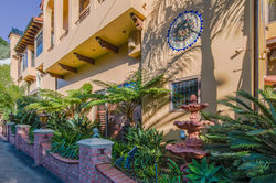 9170ThrasherAve-003.jpg