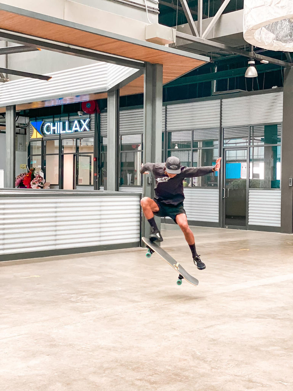 SURFSKATING
