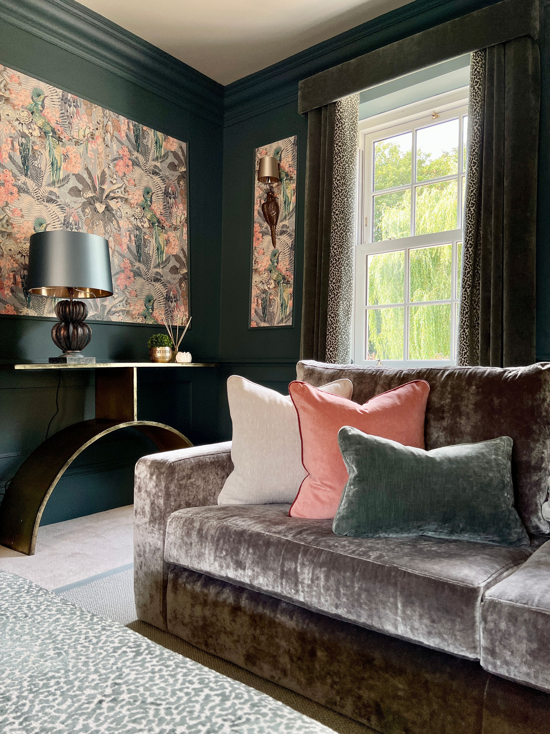 interior design, wall paint, colour in my home, wall colours, dark walls, neutral walls, painted woodwork, mat paint, matt paint, home Inso, home design, home styling, home decor, house design, 