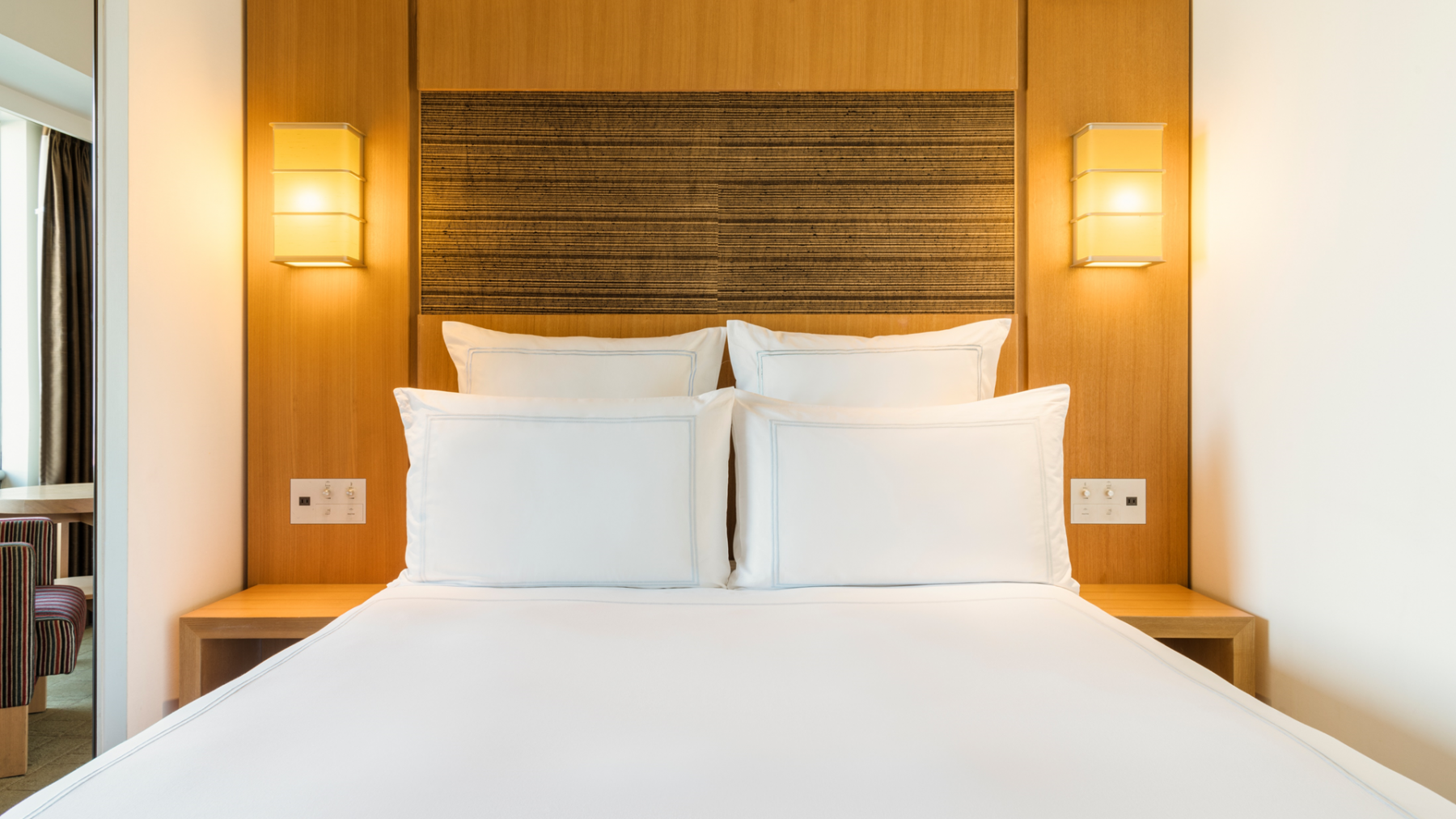Swissôtel Nankai Osaka Swiss Advantage Room Queen 객실