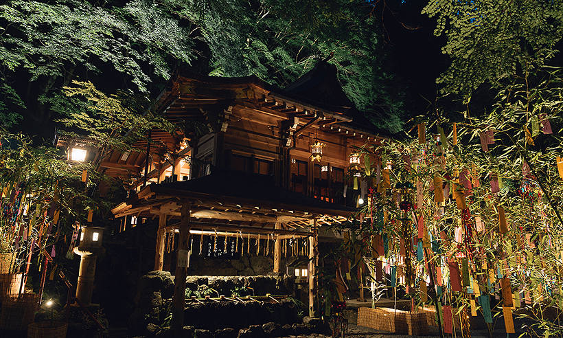 Kifune Shrine summer light-up with red lanterns and green maple leaves