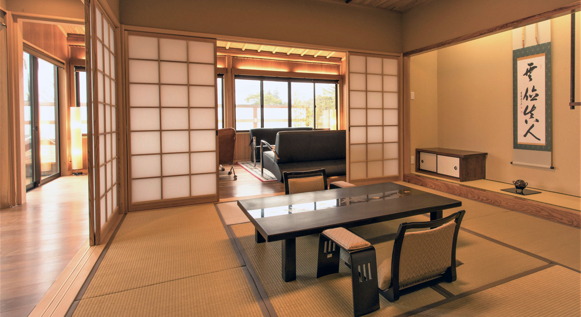 Official Sanso Kannawaen room with open-air bath, image one