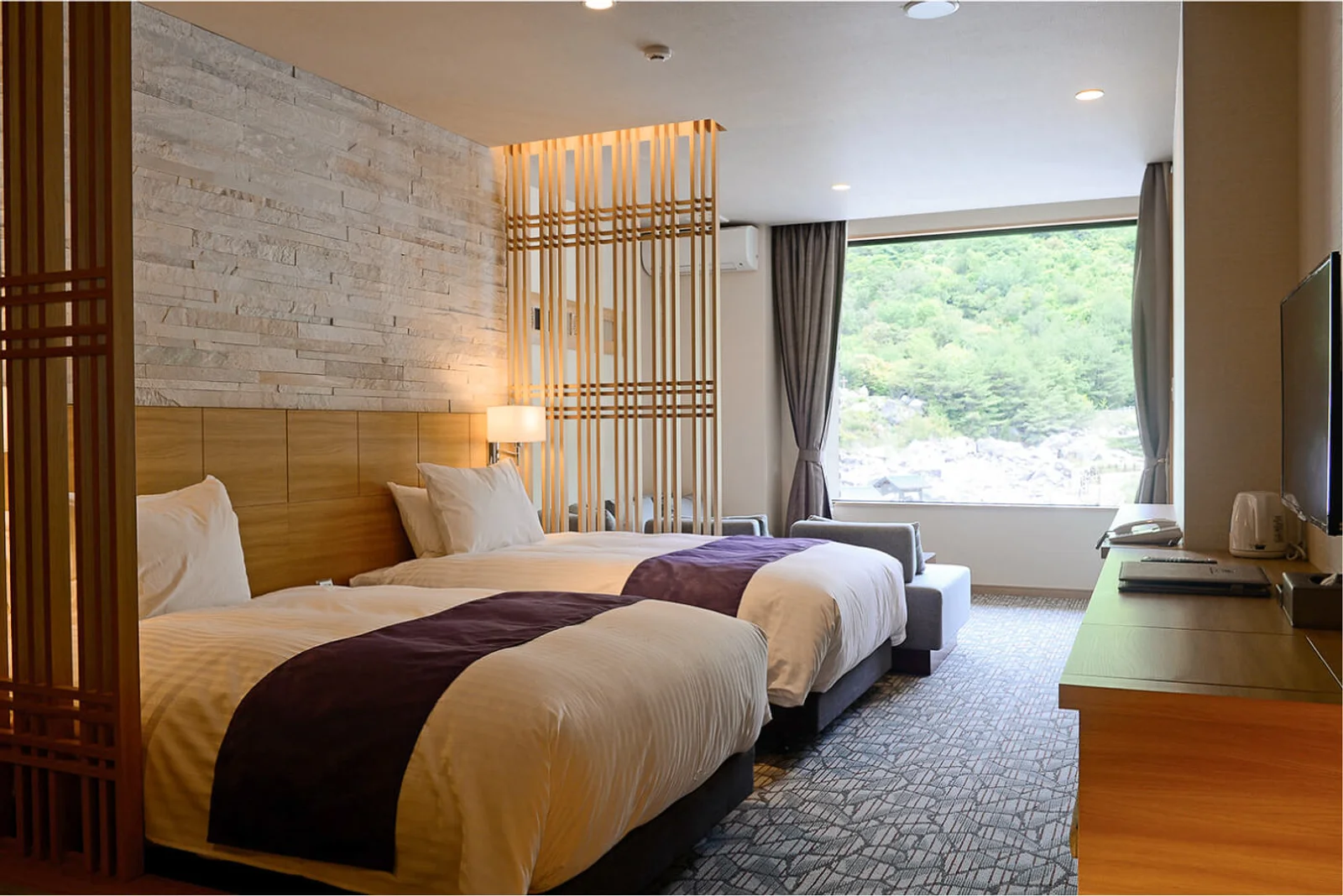 Unzen Kyushu Hotel Terrace Premium Twin room and semi-open-air onsen