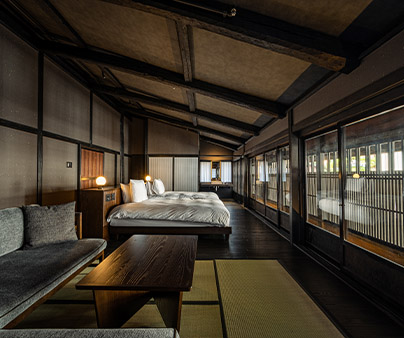 BYAKU Narai restored historic townhouse accommodation interior