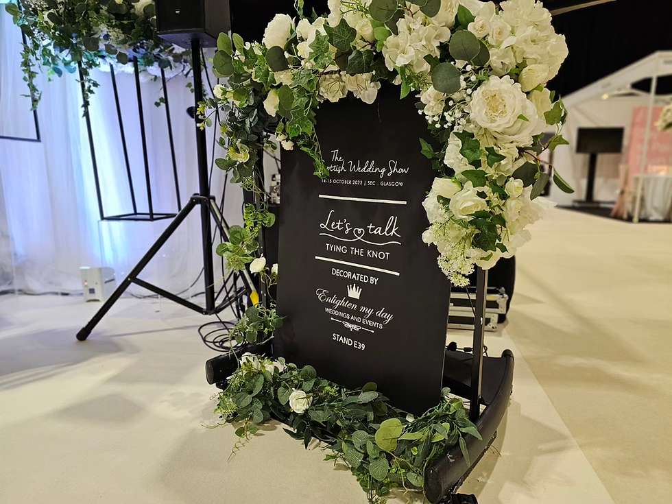 Thumbnail: Swing welcome sign available in white gold Black or silver