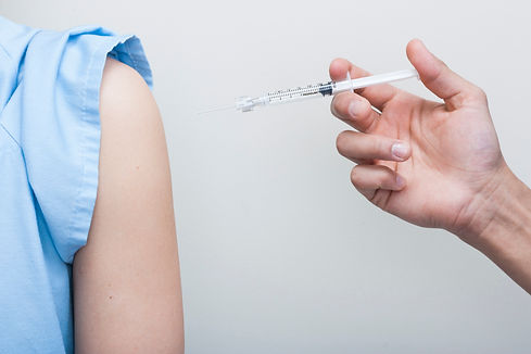 patient-getting-injection-SBI-301027539.jpg