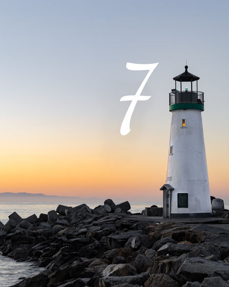 number seven, representing 'Fairness' and the guarantee of unbiased, equitable project pricing.