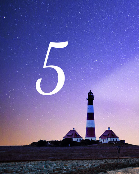 Lighthouse symbol representing the Bay America Renovations Customer Bill of Rights and professional commitment.