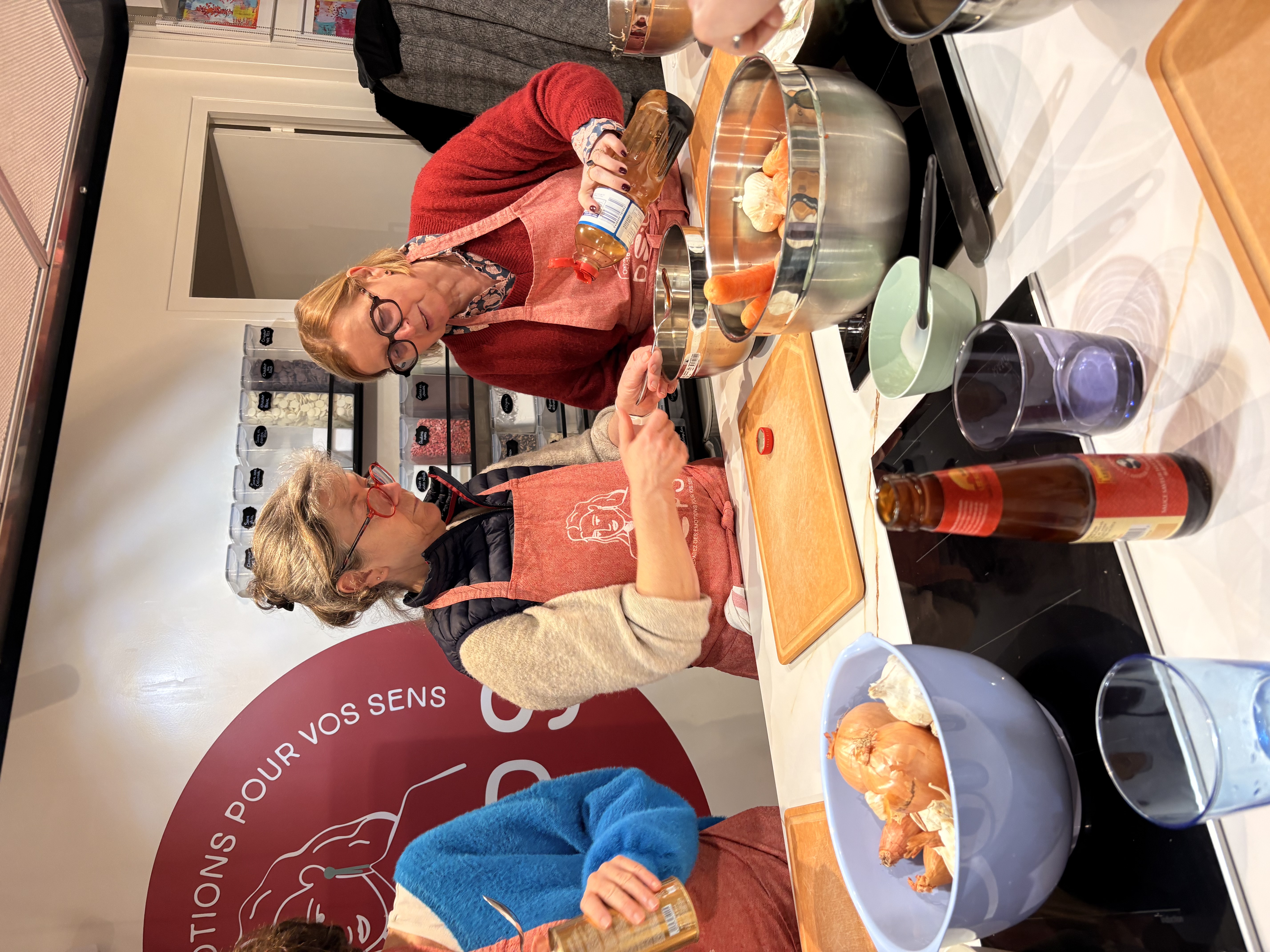 Idée cadeau pour son mari ou son conjoint à Rueil-Malmaison : offrir un atelier Cuisine du Monde chez Atelier PEPS