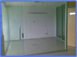 puerta oficina _Jaladera tubular recta de acero inoxidable color satinado _Chapa para puerta de vidr
