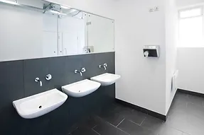 CLEAN-OFFICE-BATHROOM.webp