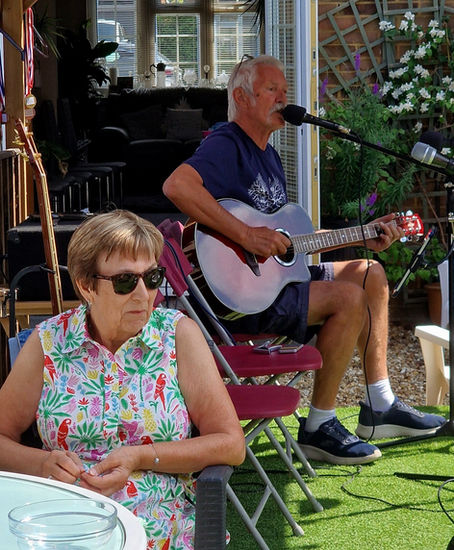 Live music from Steve
