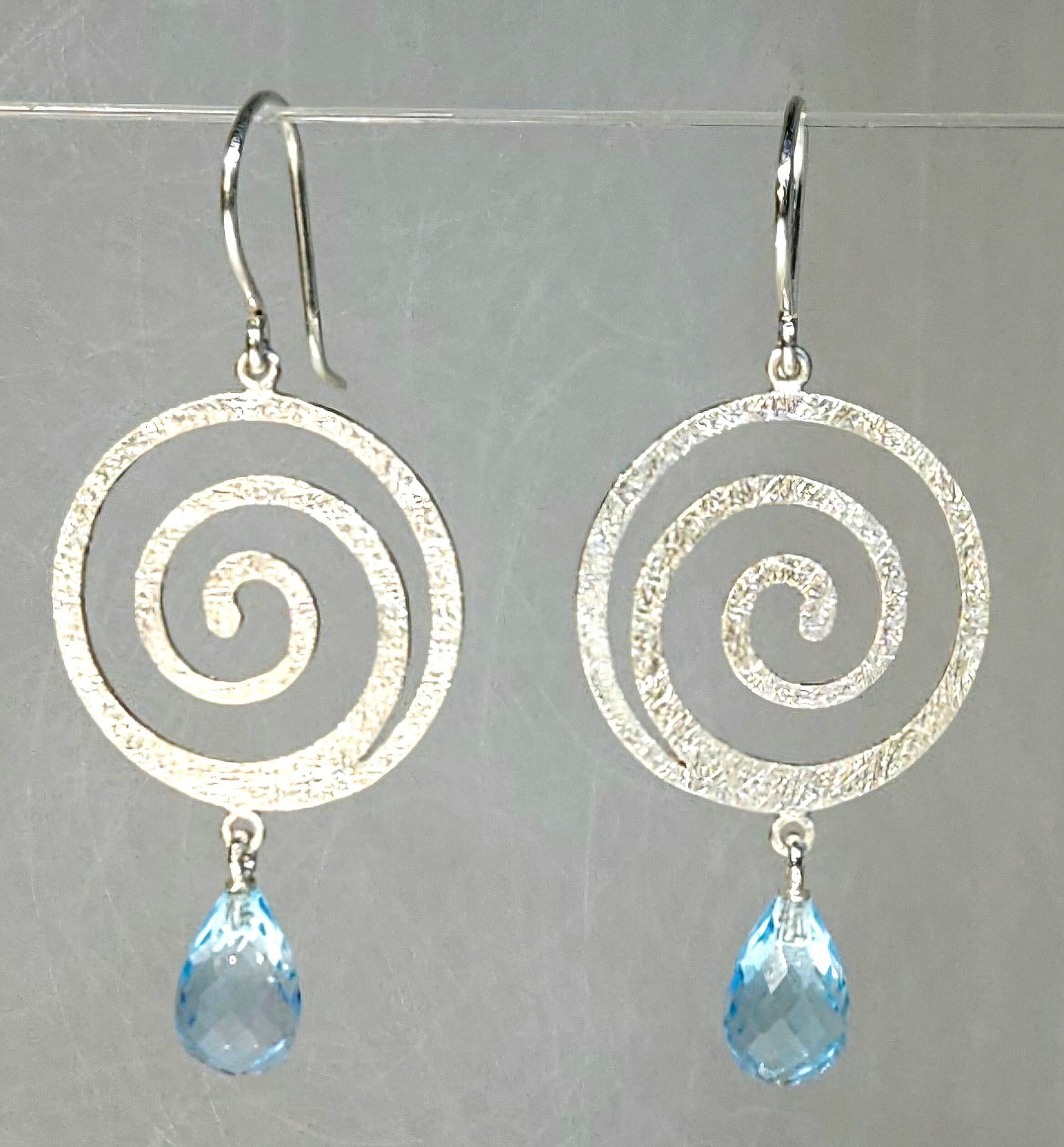 Ohrhänger aus 925er Silber mit Topas