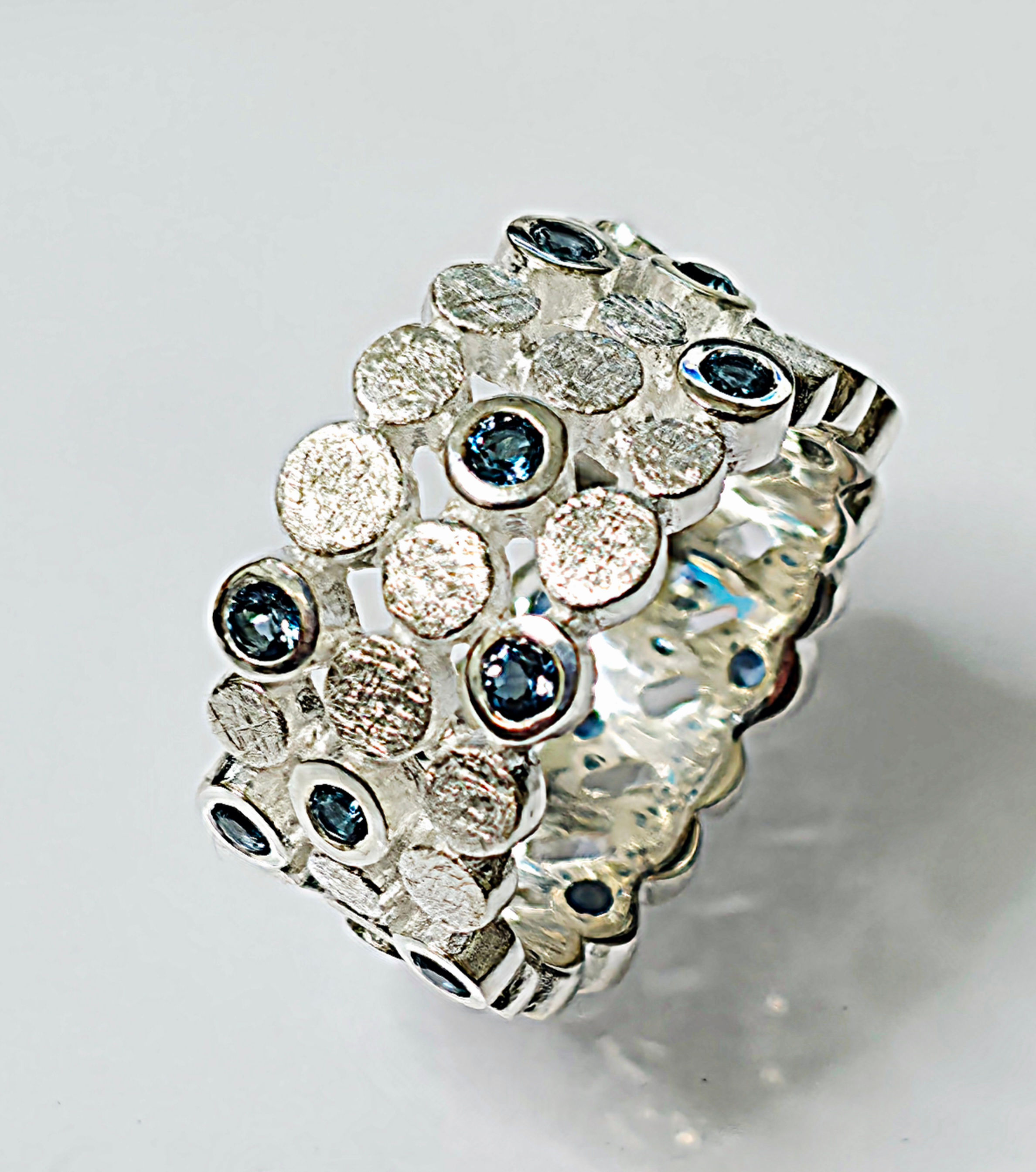 Ring aus 925er Silber mit London Topas 