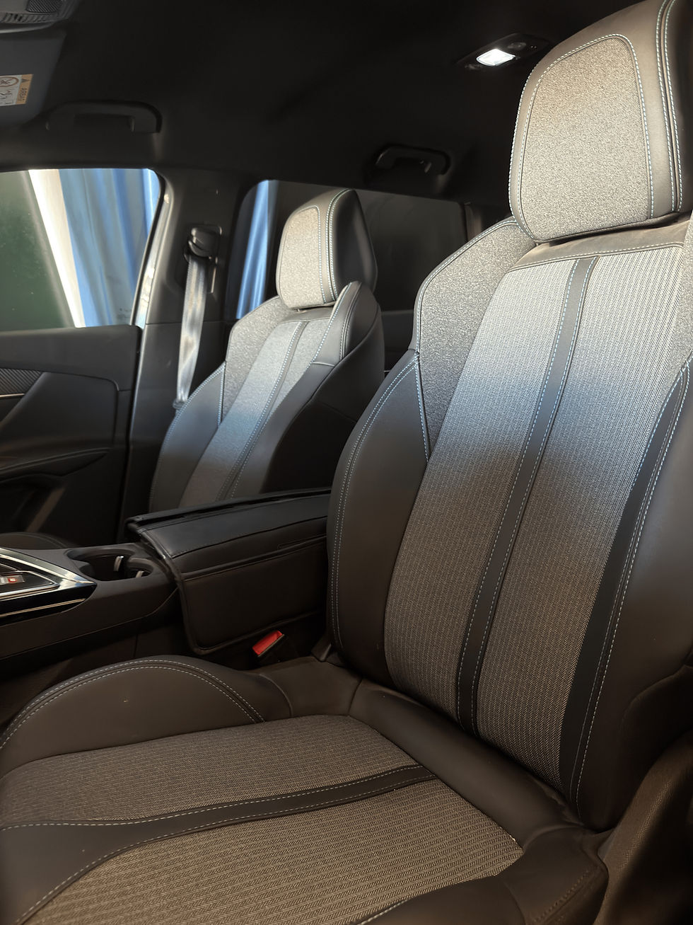 Miniatura: Peugeot 5008 Allure 1.5 BlueHDI