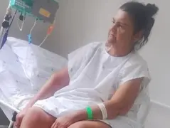 Filha mobiliza campanha para custear prótese e tratamento de mãe amputada após complicações de saúde