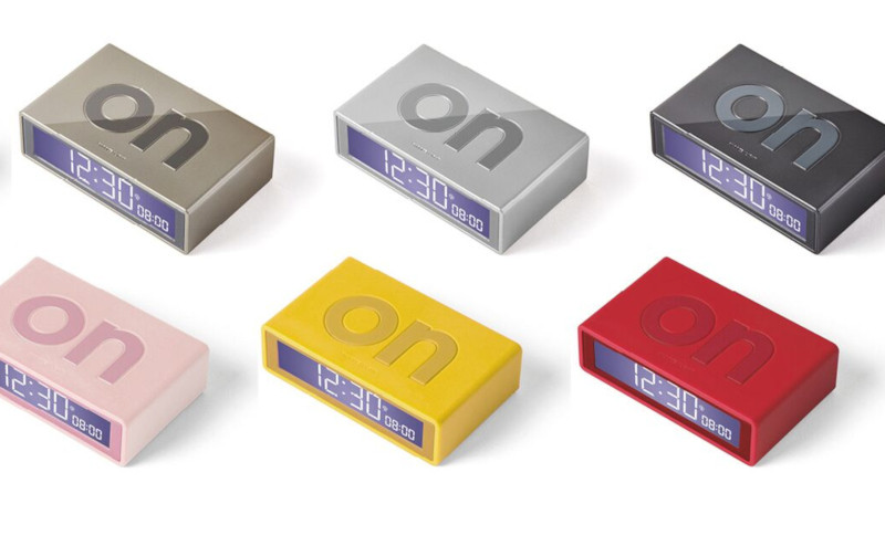 Toutes les couleurs du réveil Flip pour Lexon