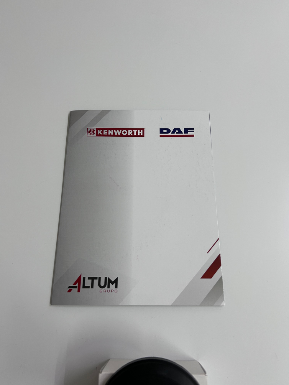 Folder frente - KENWORTH.HEIC