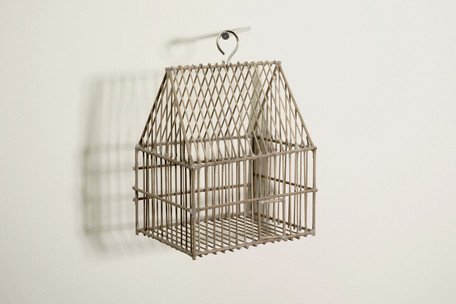 White Shadow, 2018
wood, metal
12 x 10 x 7,5 cm