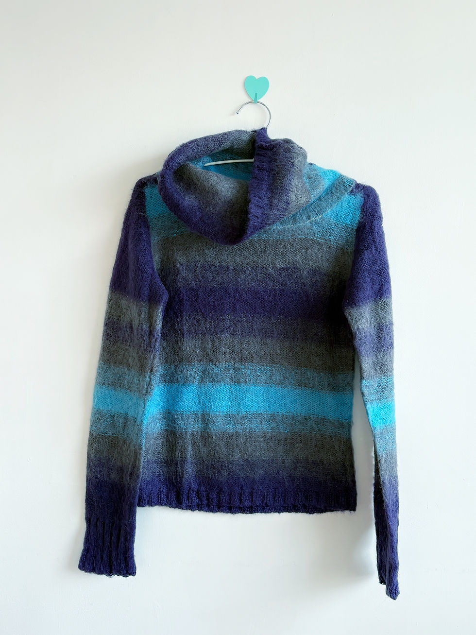 섬네일: Gradation turtleneck knitwear