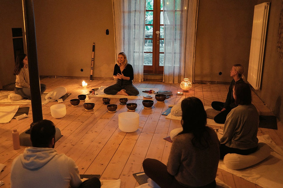 Groß (One_Space_Retreat_Rosso-13).jpeg