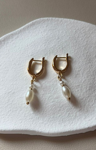 Boucles d'O Crème_edited.jpg