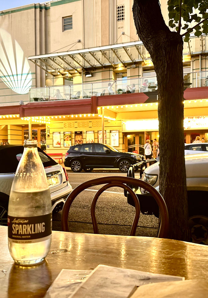 "The Spot" has a prime selection of Cafes, Restaurants and movie cinema just 5 mins from Luxe@Randwick