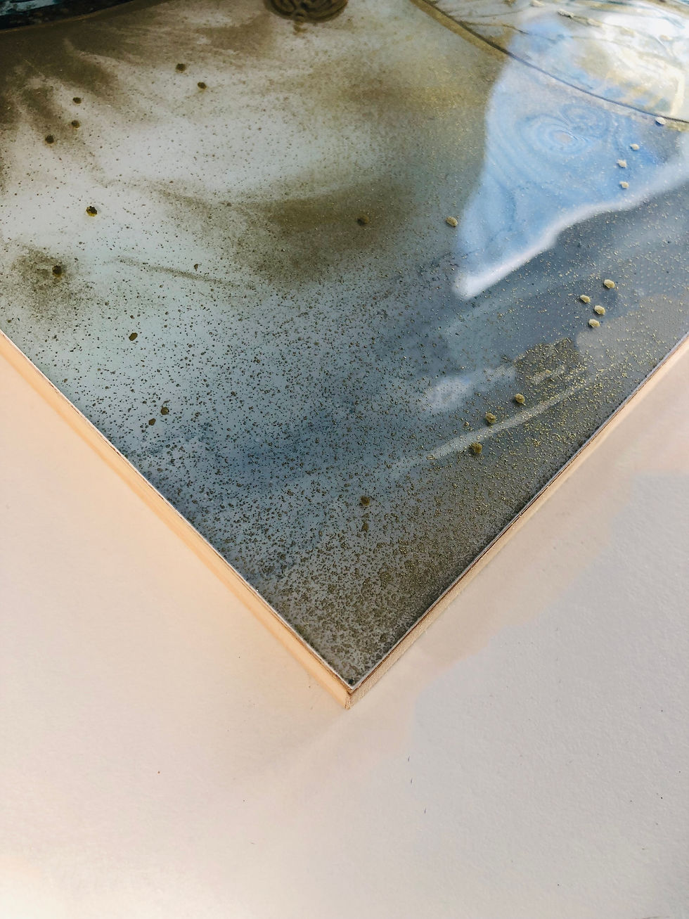 "The Messenger" 8 x 8 inch Mixed media original artwork