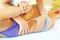 In der Krankengymnastik wendet der Physiotherapeut spezielle Übungen und Techniken an, um Schmerzen zu lindern und Fehlstellungen zu korrigieren. Im Voraus wird eine Anamnese und körperliche Untersuchung ausgeführt um Ihren individuellen Behandlungsplan zu erstellen.