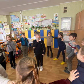 Музичне заняття з елементами арт-терапії.