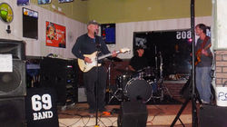 10.18.13 JR Sports Bar