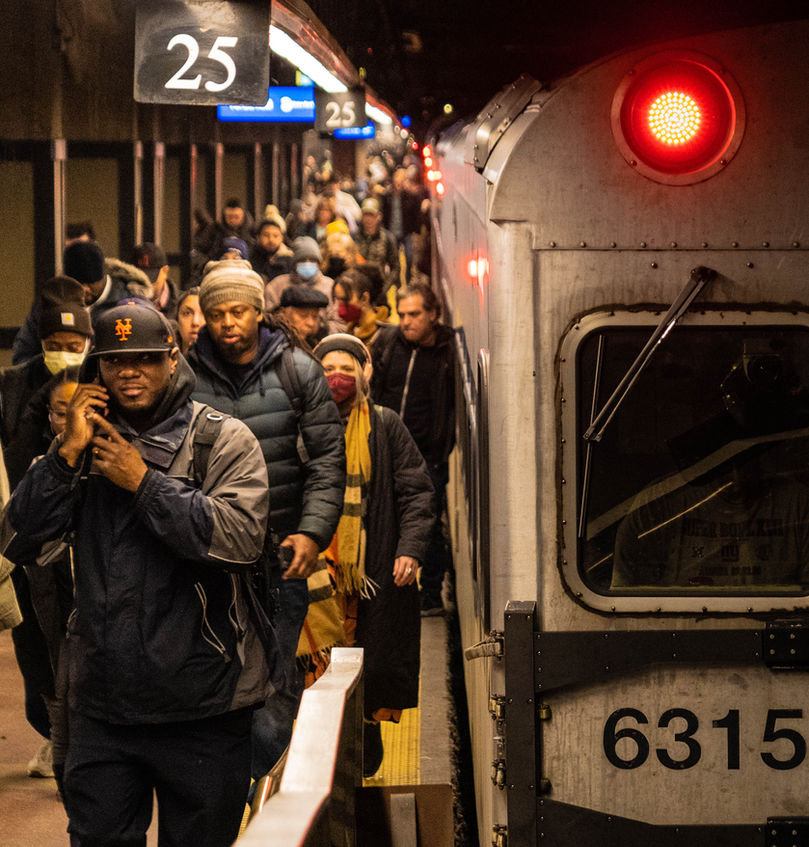 GCT crowd leaving train.jpg
