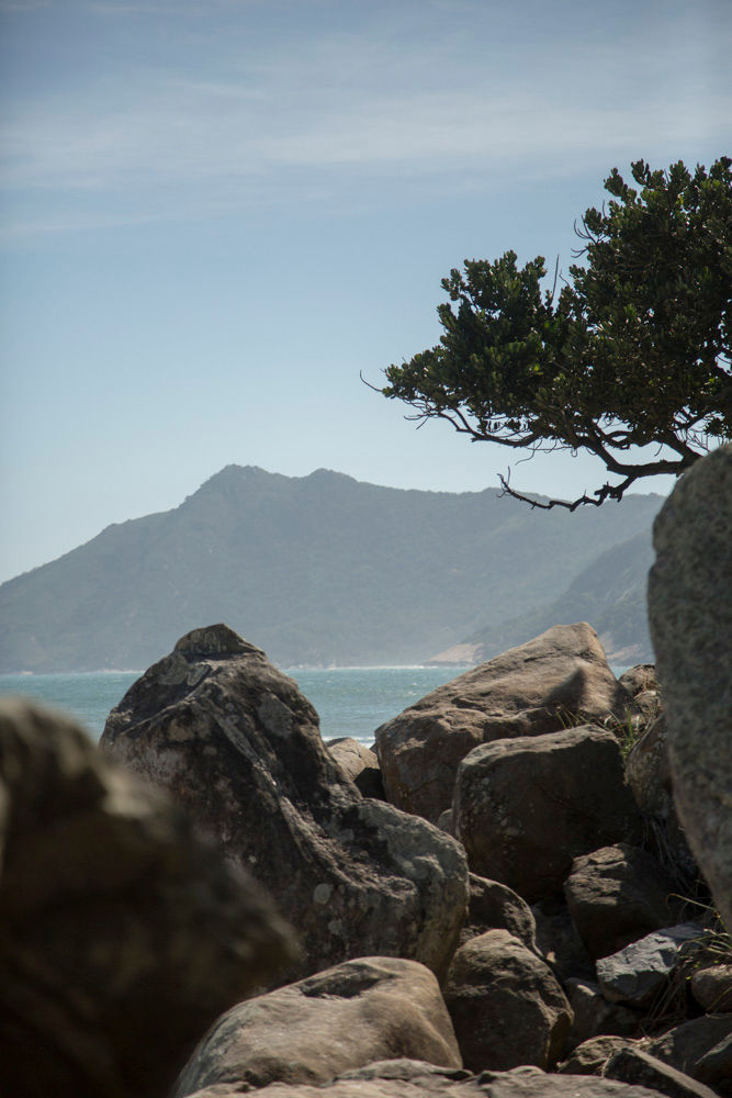 GRUMARI BEACH