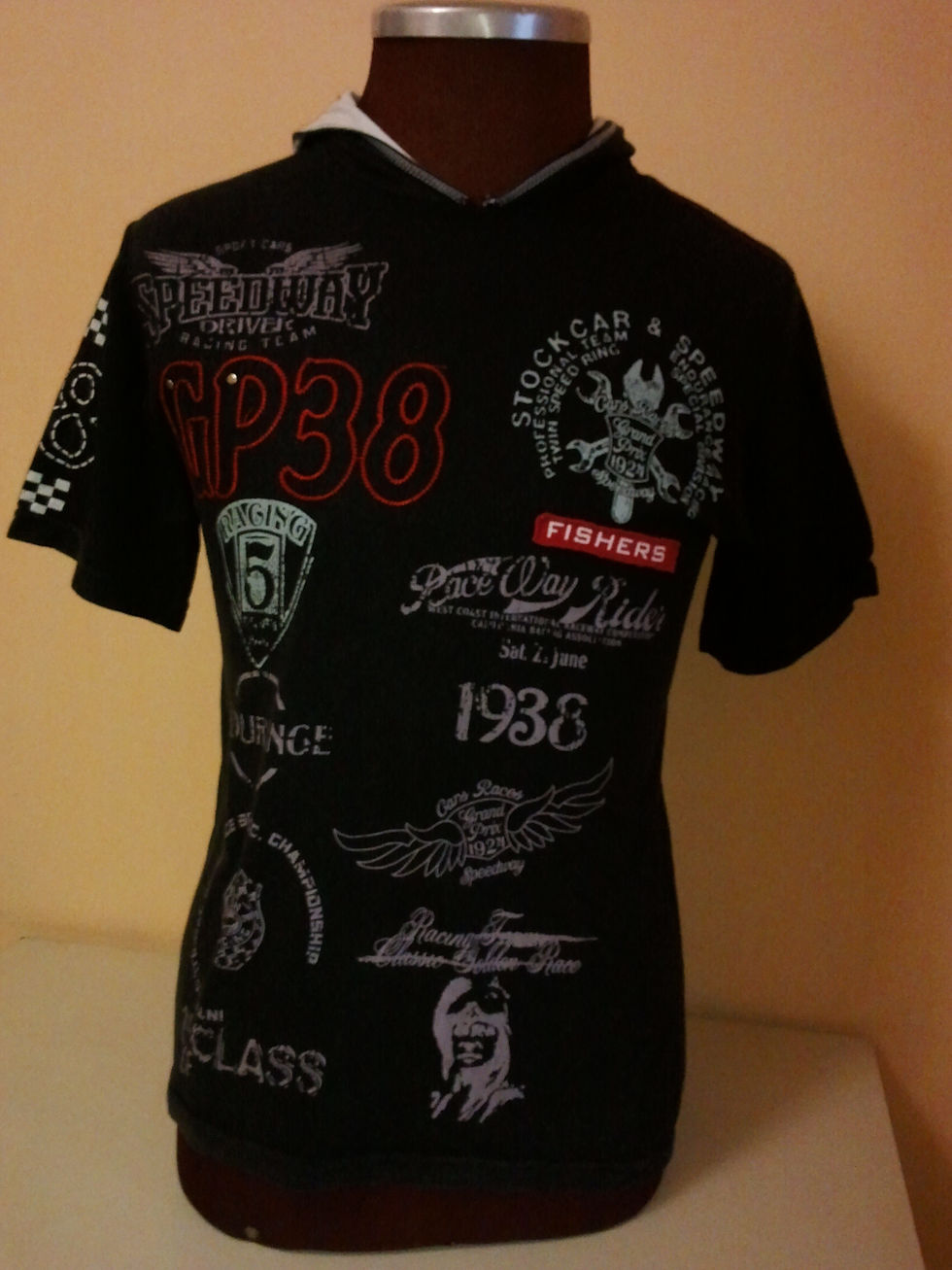 Camiseta C/ Capuz - Fishers