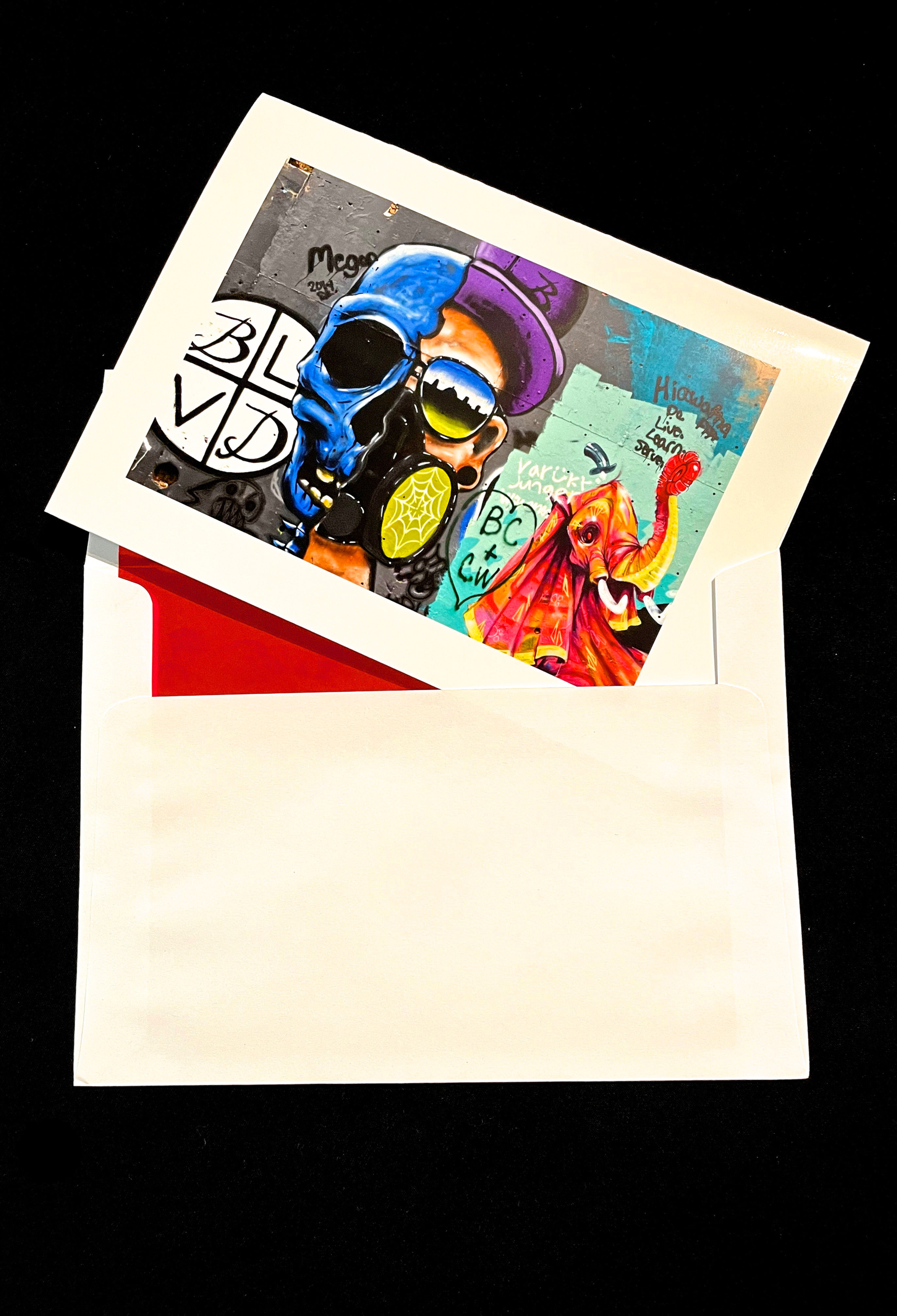 Beautiful Set of Correspondence Cards with Striking Street Art Images